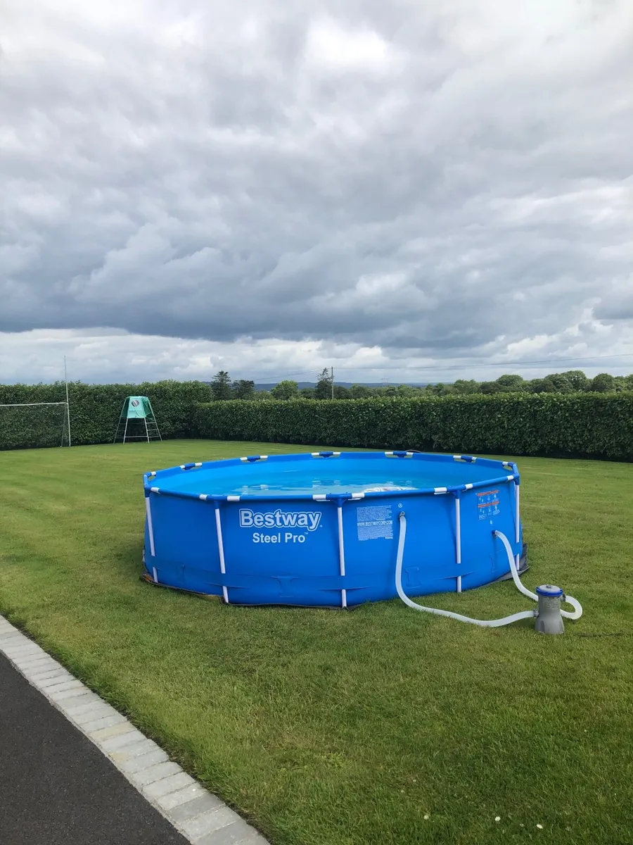 Swimming pool - Image 3