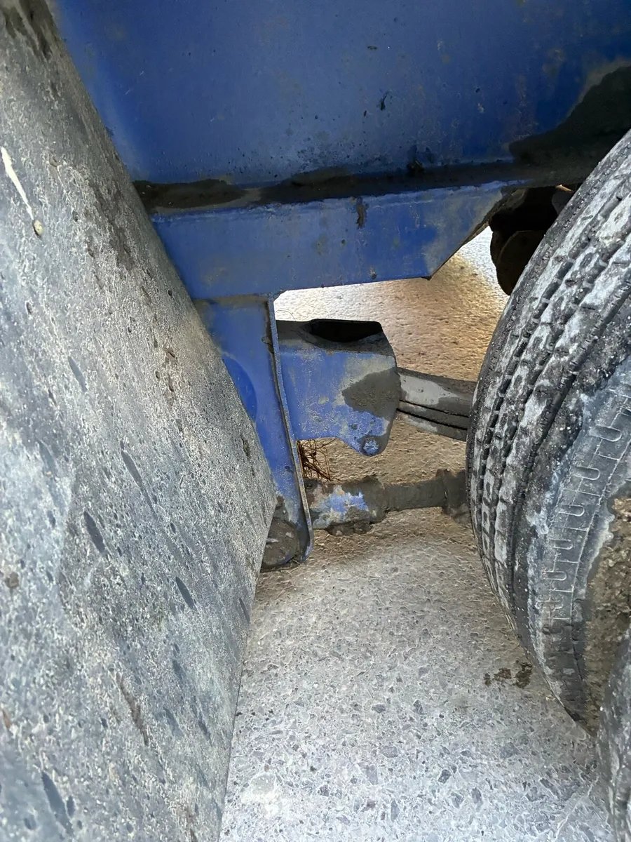 Low loader - Image 4