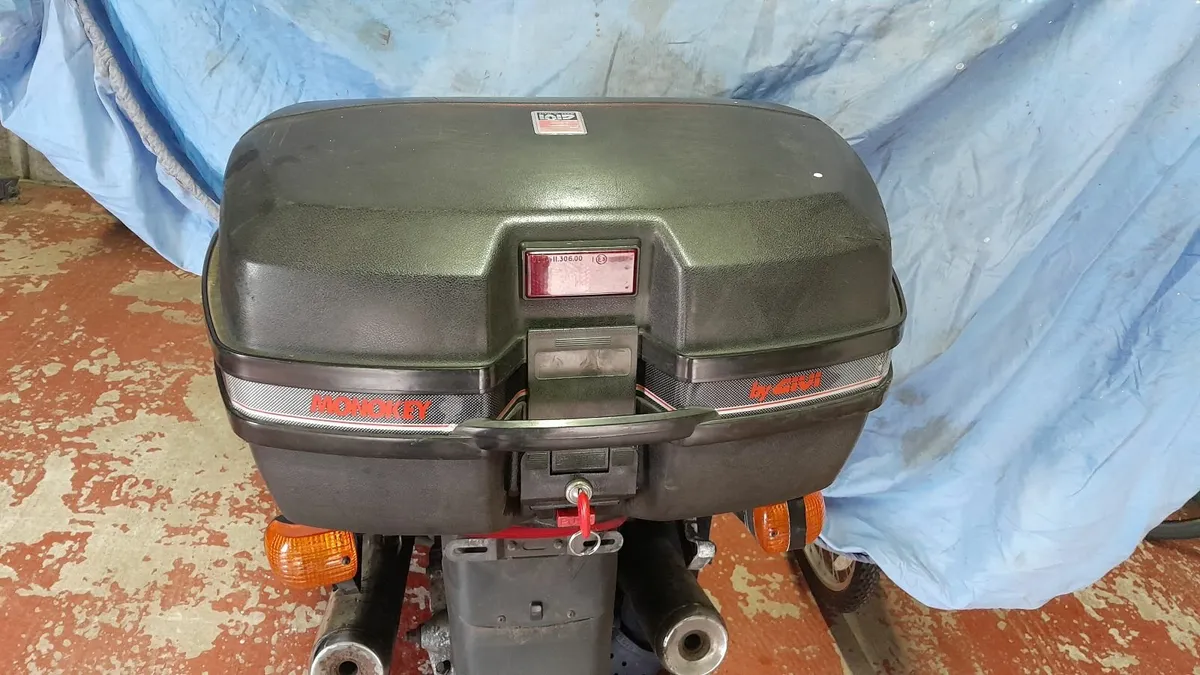 Givi Top Box, Helmets & Yamaha XJ 900 Parts - Image 2