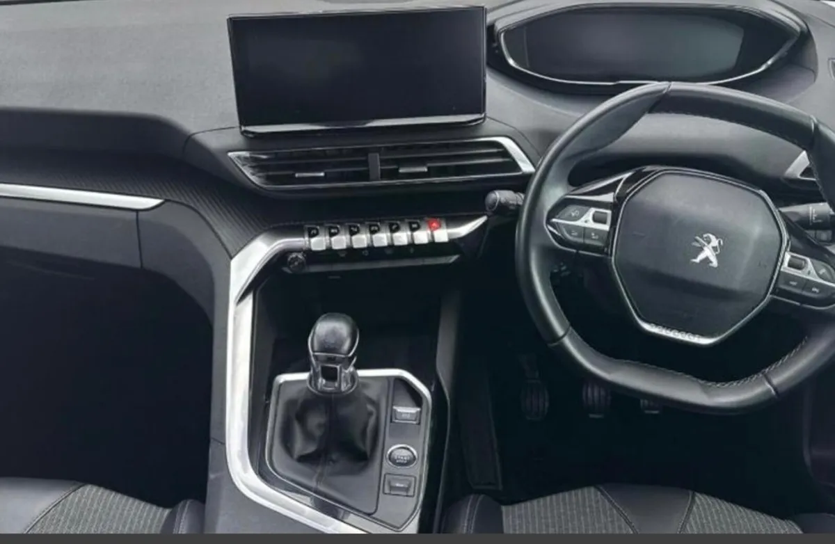 2022 Peugeot 3008 Allure 1.5 Hdi - Image 3