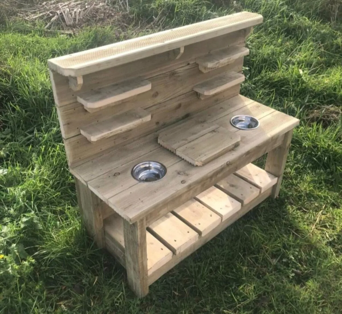 Handmade mud kitchen - Image 2