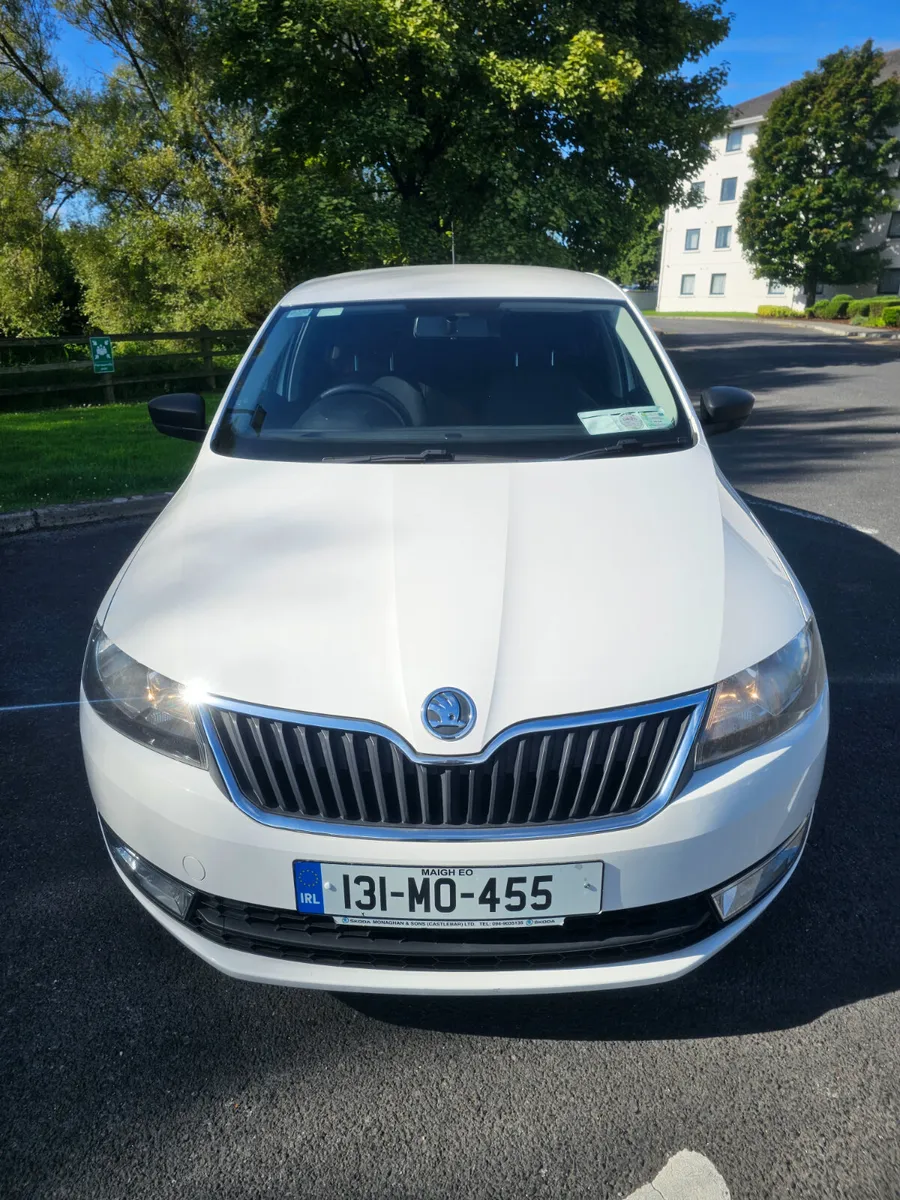 Skoda Rapid 2013 - Image 4