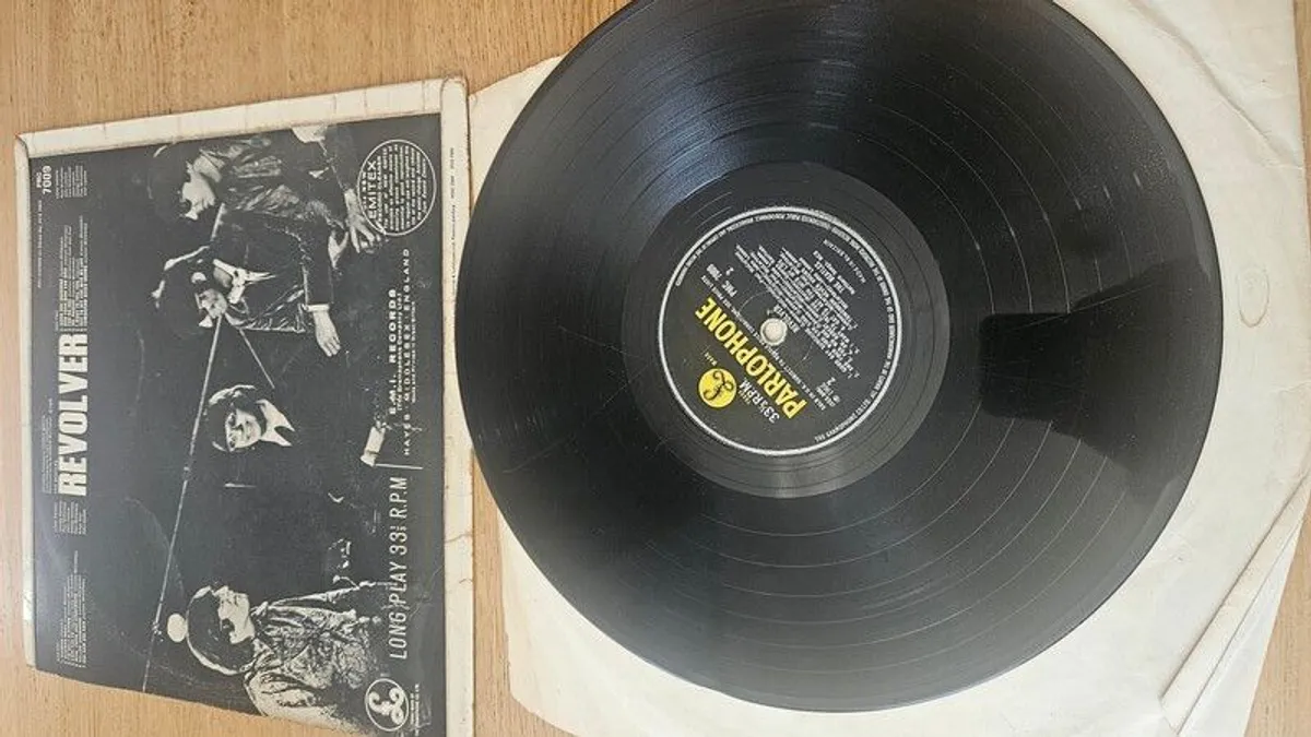 The Beatles Revolver Vinyl - Image 4