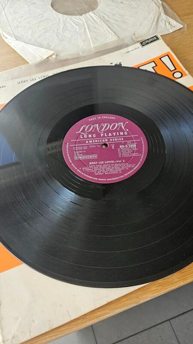 Signed Vinyl - Image 4