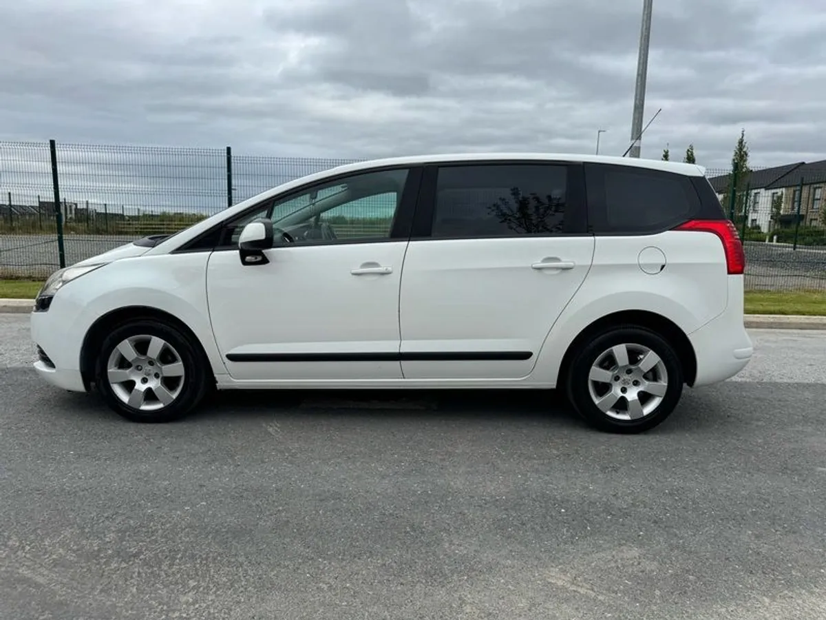 2013 Immaculate Peugeot 5008 Automatic 7 Seater with Nct and Tax - Image 4