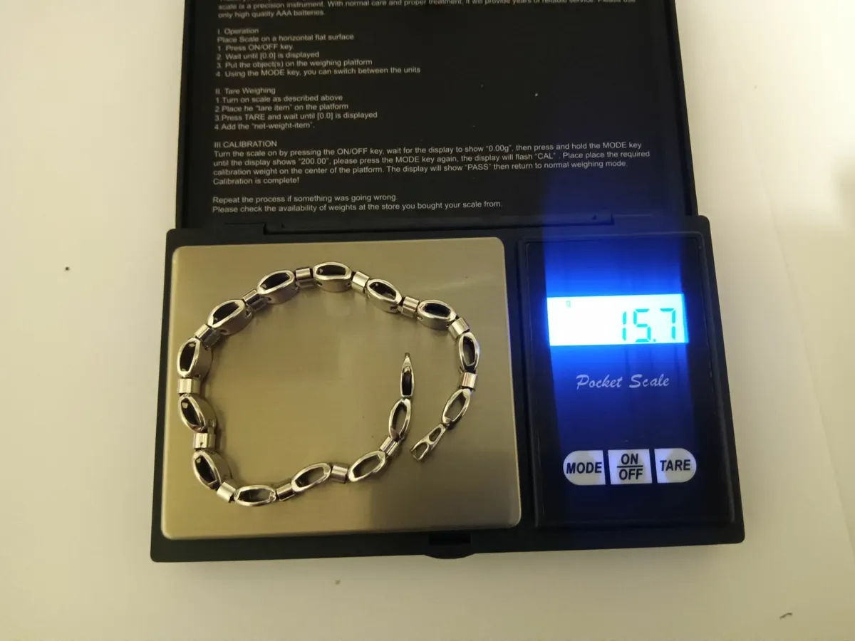 9ct white gold bracelet solid not rhodium dipped - Image 1