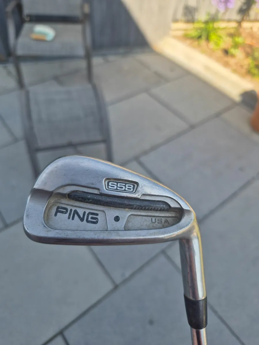 Golf clubs iron set - Image 1