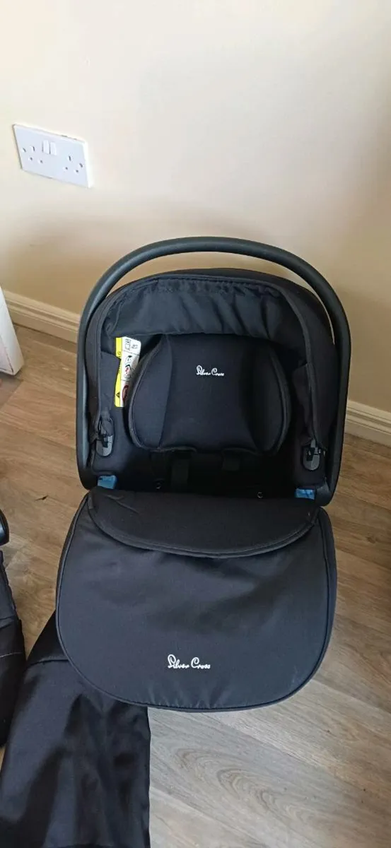 Pram set 3 in 1 buggy - Image 3