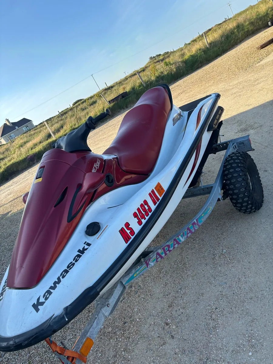 Jet ski 900 - Image 1
