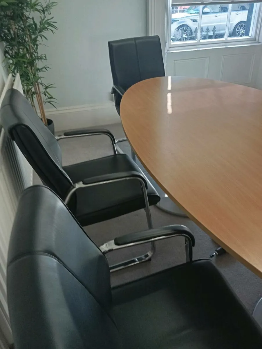 Board room/conference table and chairs - Image 1