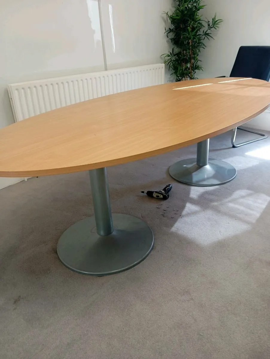 Board room/conference table and chairs - Image 4