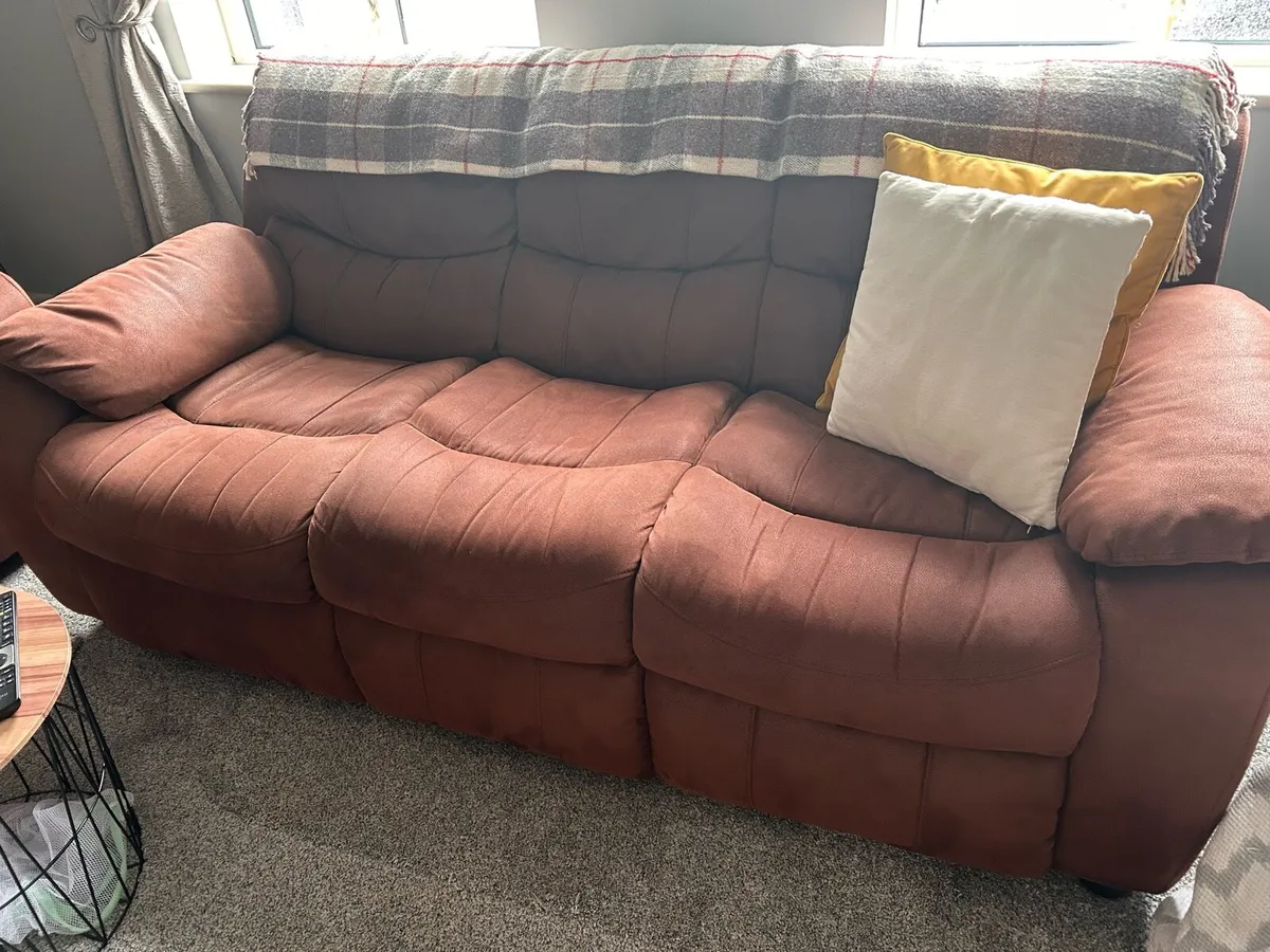 3 seater couch - Image 4