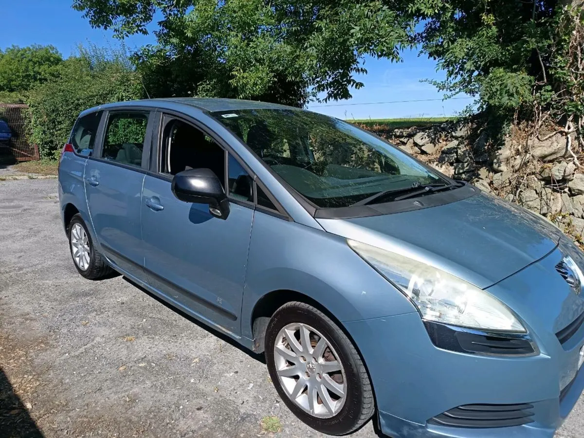 Peugeot 5008 7 seater - Image 4