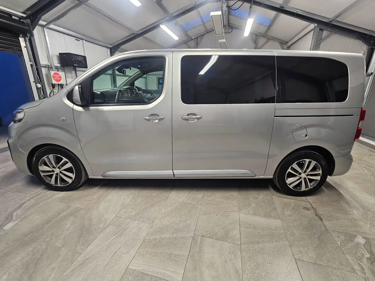 18 PEUGEOT TRAVELLER  ALLURE 8 SEATER AUTO - Image 2