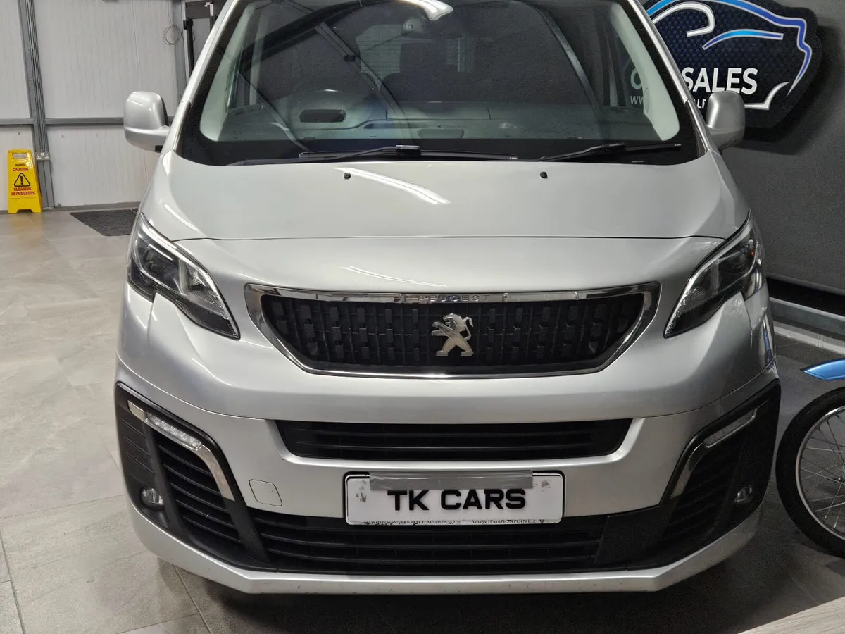 18 PEUGEOT TRAVELLER  ALLURE 8 SEATER AUTO - Image 3