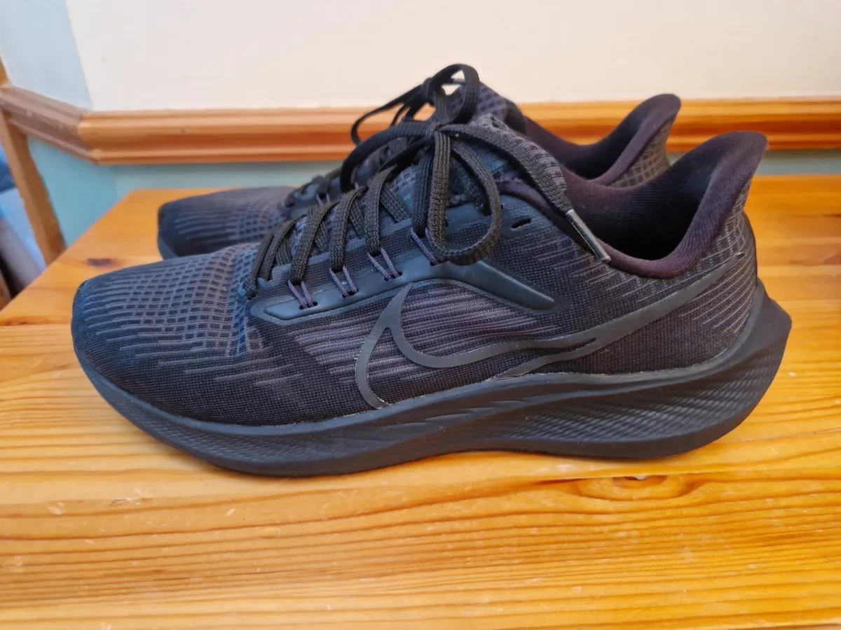 Nike air zoom pegasus 39 size 8 - Image 2