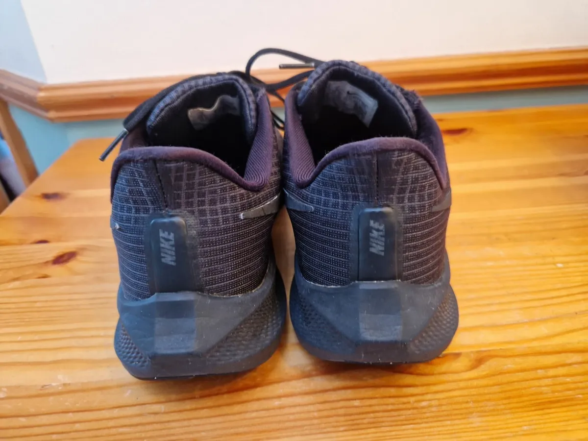 Nike air zoom pegasus 39 size 8 - Image 3