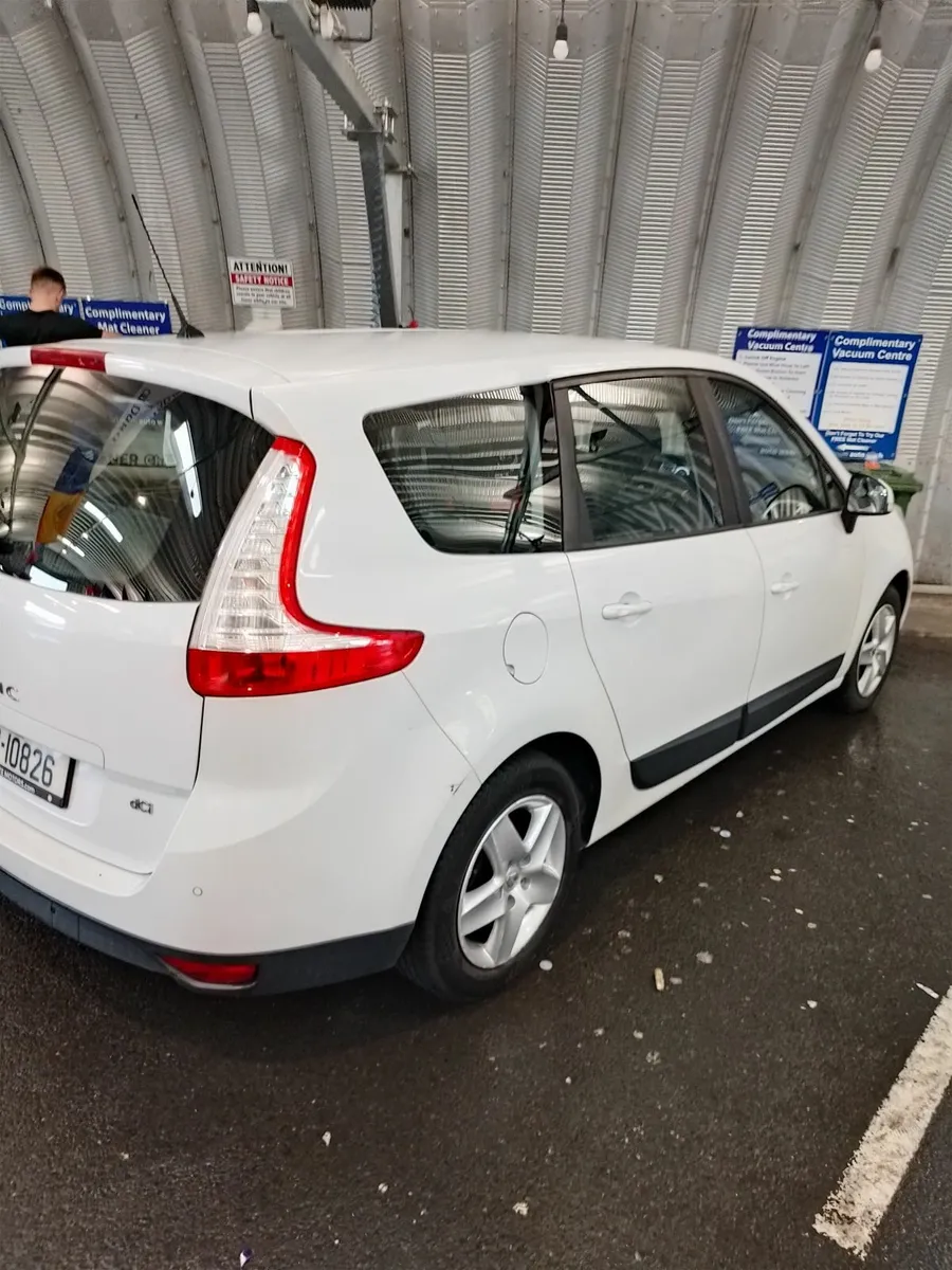 Renault Grand Scenic 2013 - Image 4