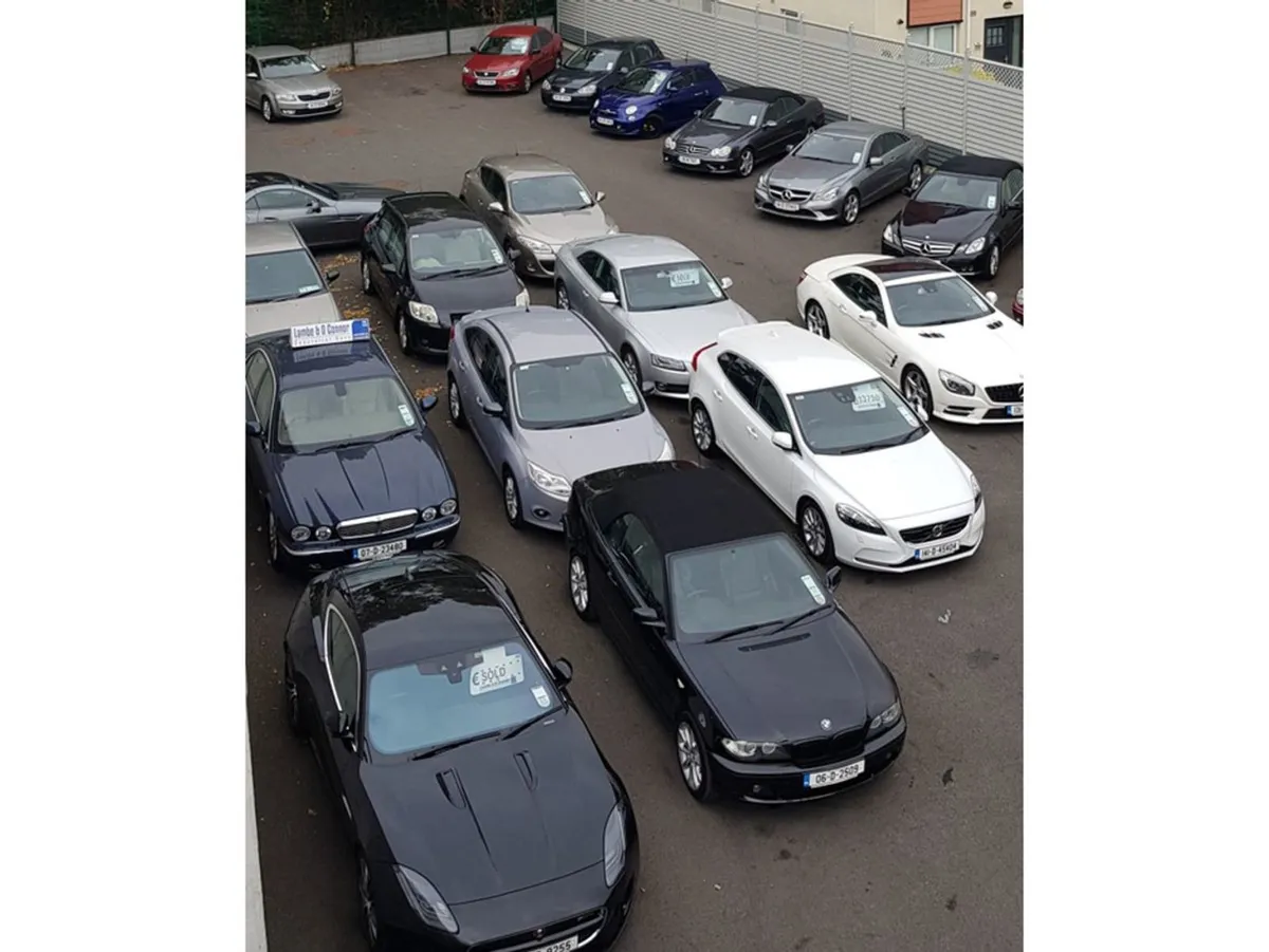 Volkswagen Golf GTI 2.0 DSG Full Spec Climate Con - Image 2