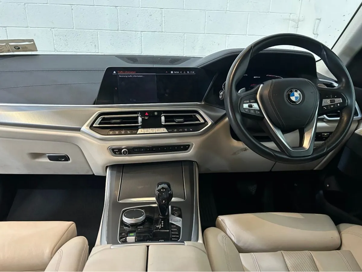 BMW X5 Xdrive45e Xline - Image 4
