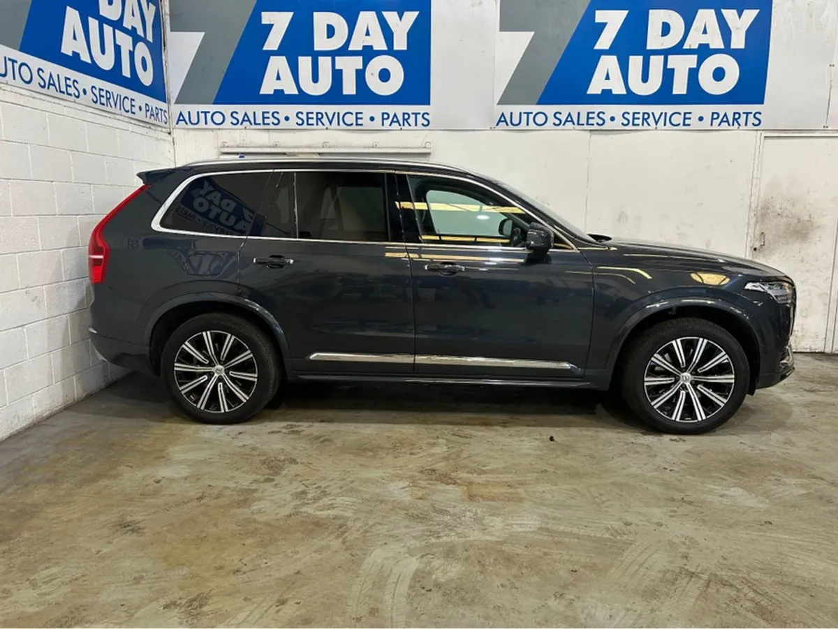 Volvo XC90 2.0 T8 Inscription AWD - Image 3