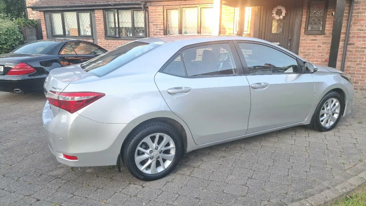 TOYOTA COROLLA 1.4 DIESEL 2013 NEW MODEL - Image 2