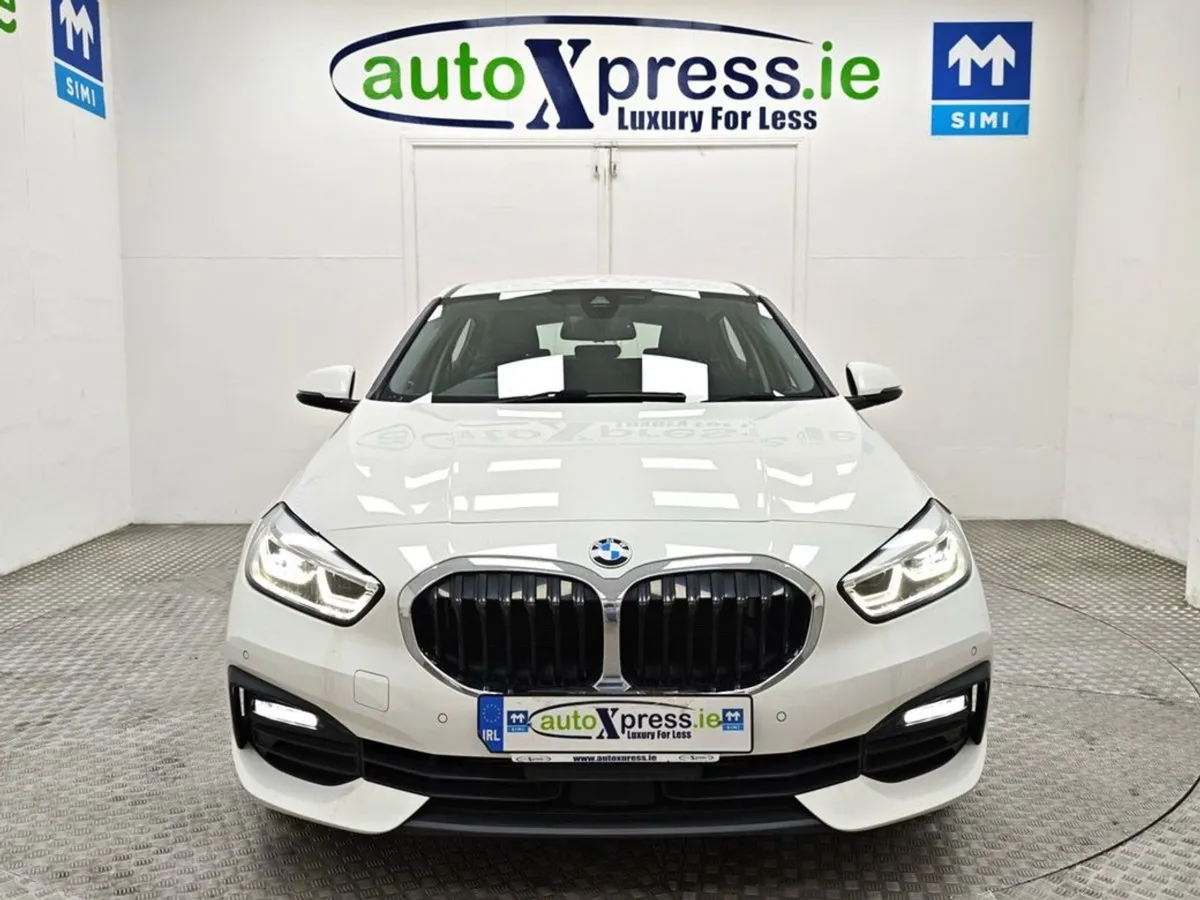 BMW 1 Series 118 D Automatic  Reversing Camera - Image 3