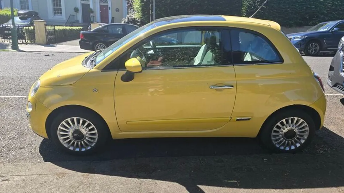 2012 Fiat 500 - Image 2