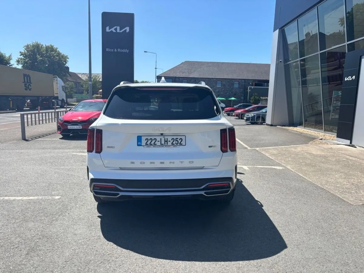 Kia Sorento Phev K4 My22 6DR Auto - Image 2