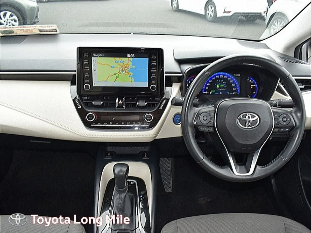 Toyota Corolla 1.8 Hybrid Luna Sport 4DR - Image 4