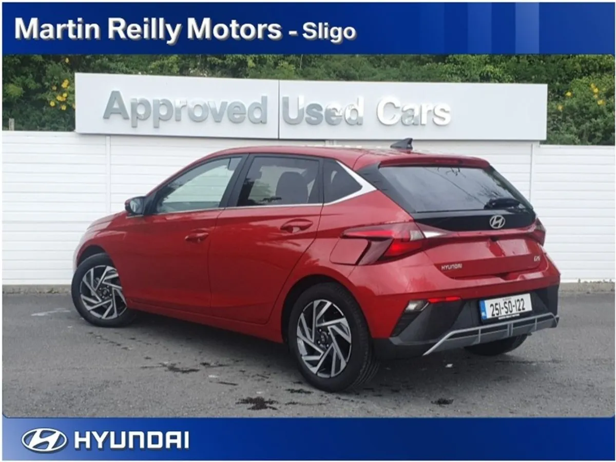 Hyundai i20 Deluxe Plus - Image 3