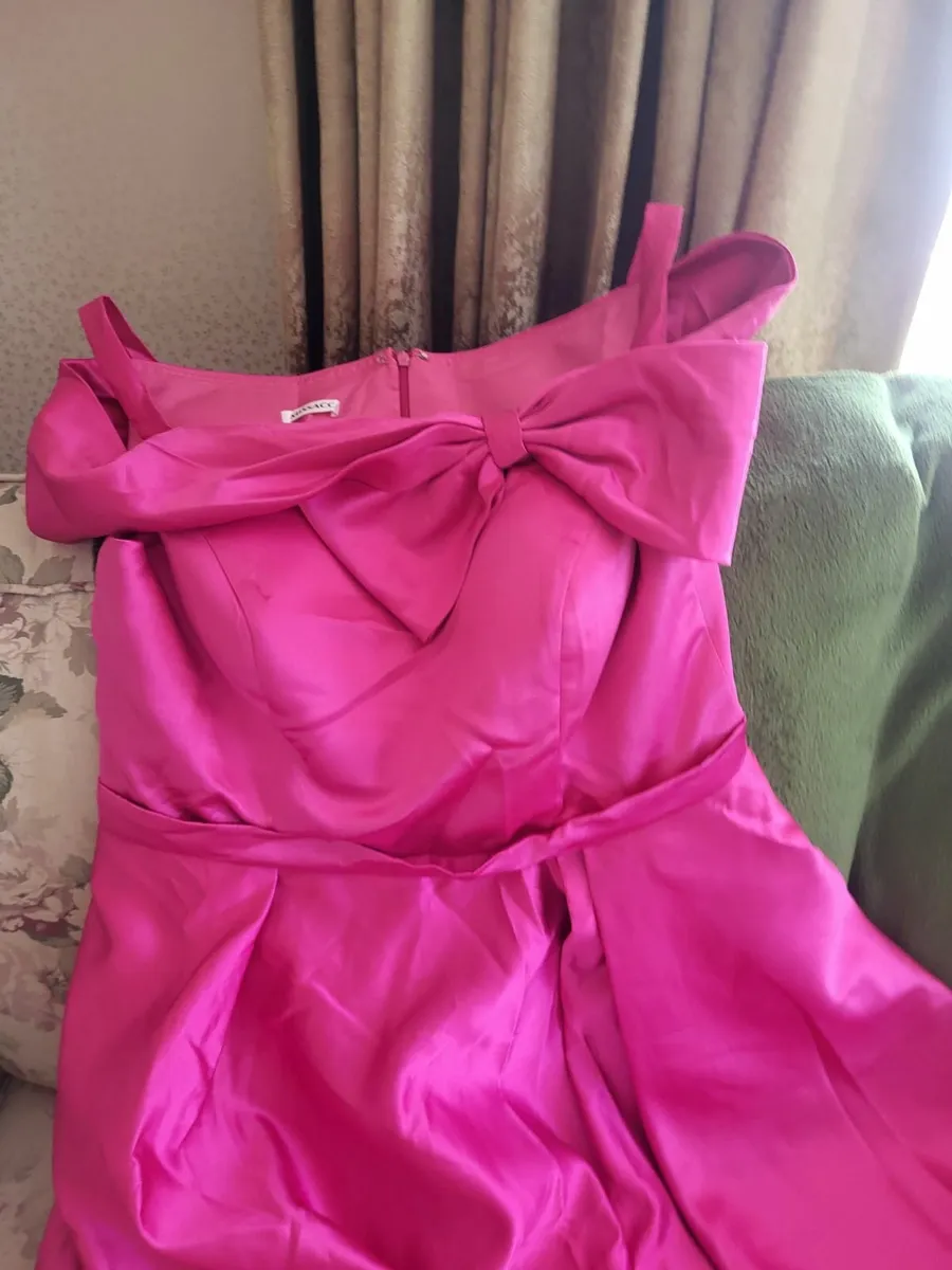 NEW DRESS Special Occasion NEVER WORN - Image 2