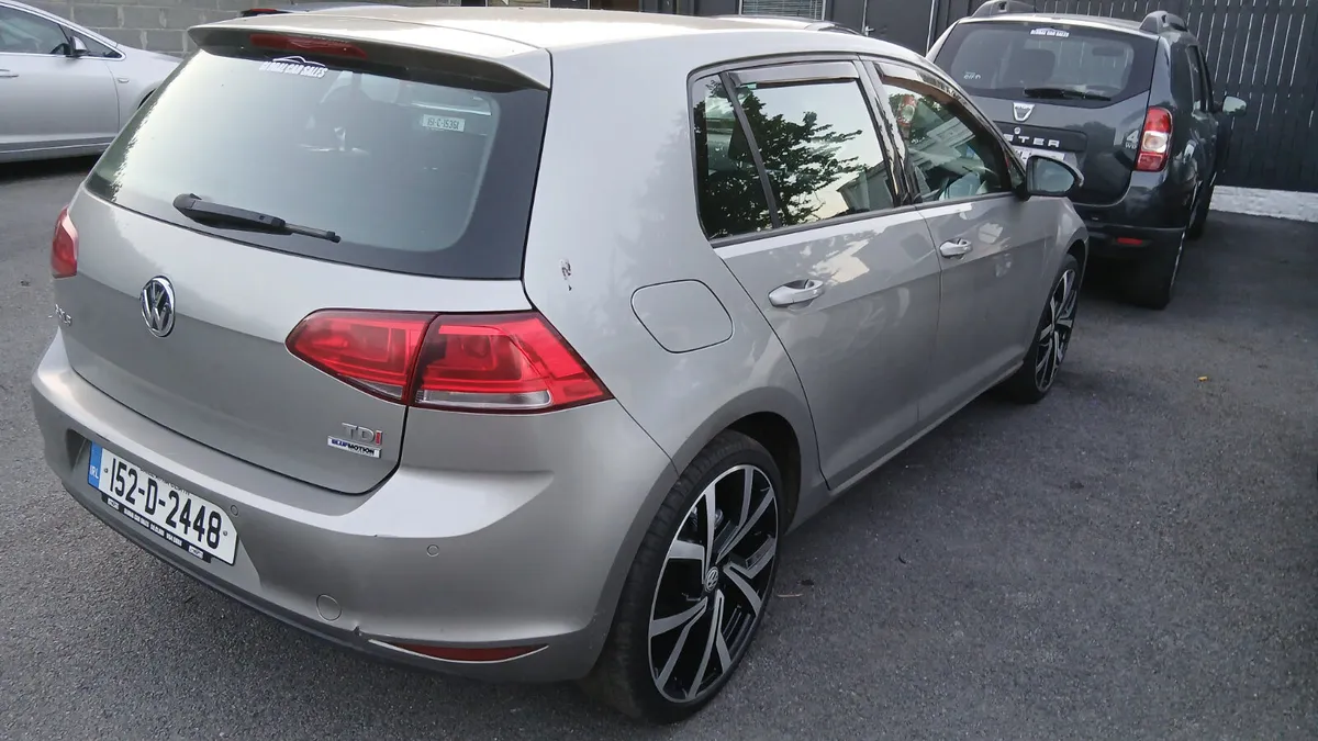 VOLKSWAGEN GOLF 1.6 TDI COMFORT LINE MODEL - Image 3