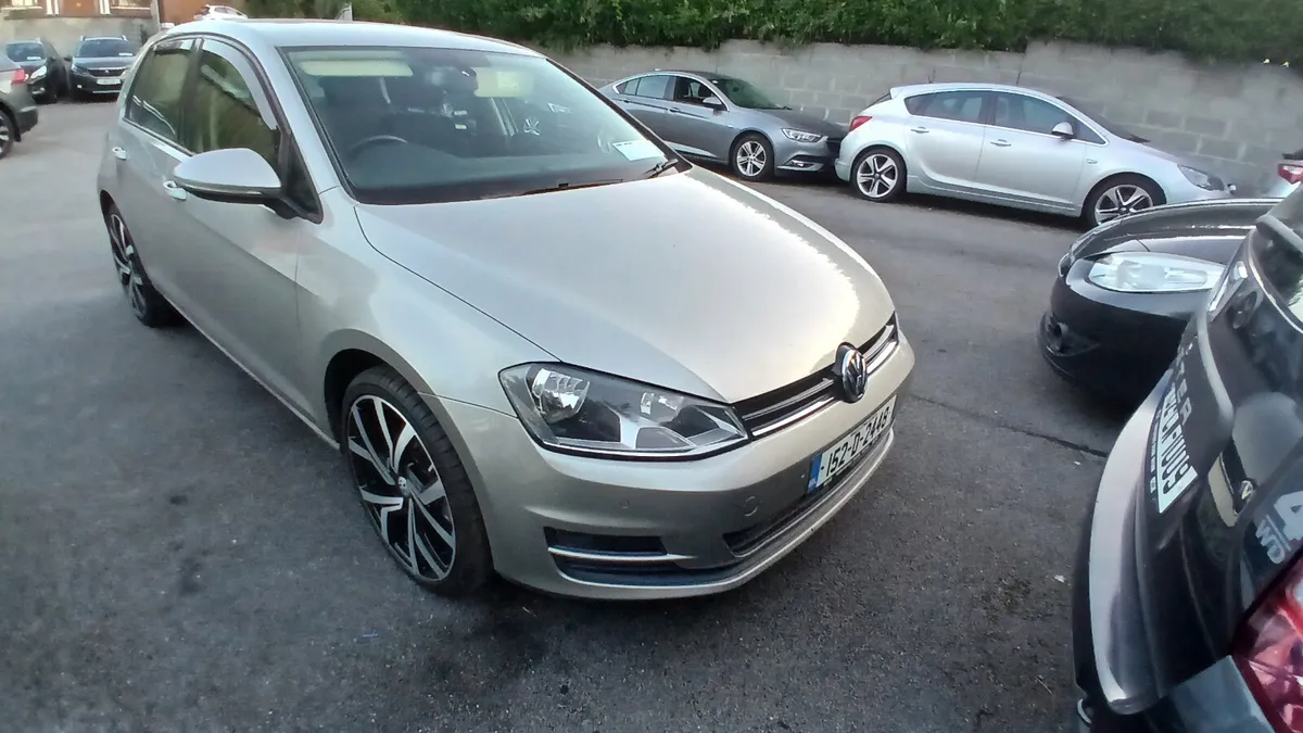VOLKSWAGEN GOLF 1.6 TDI COMFORT LINE MODEL - Image 1