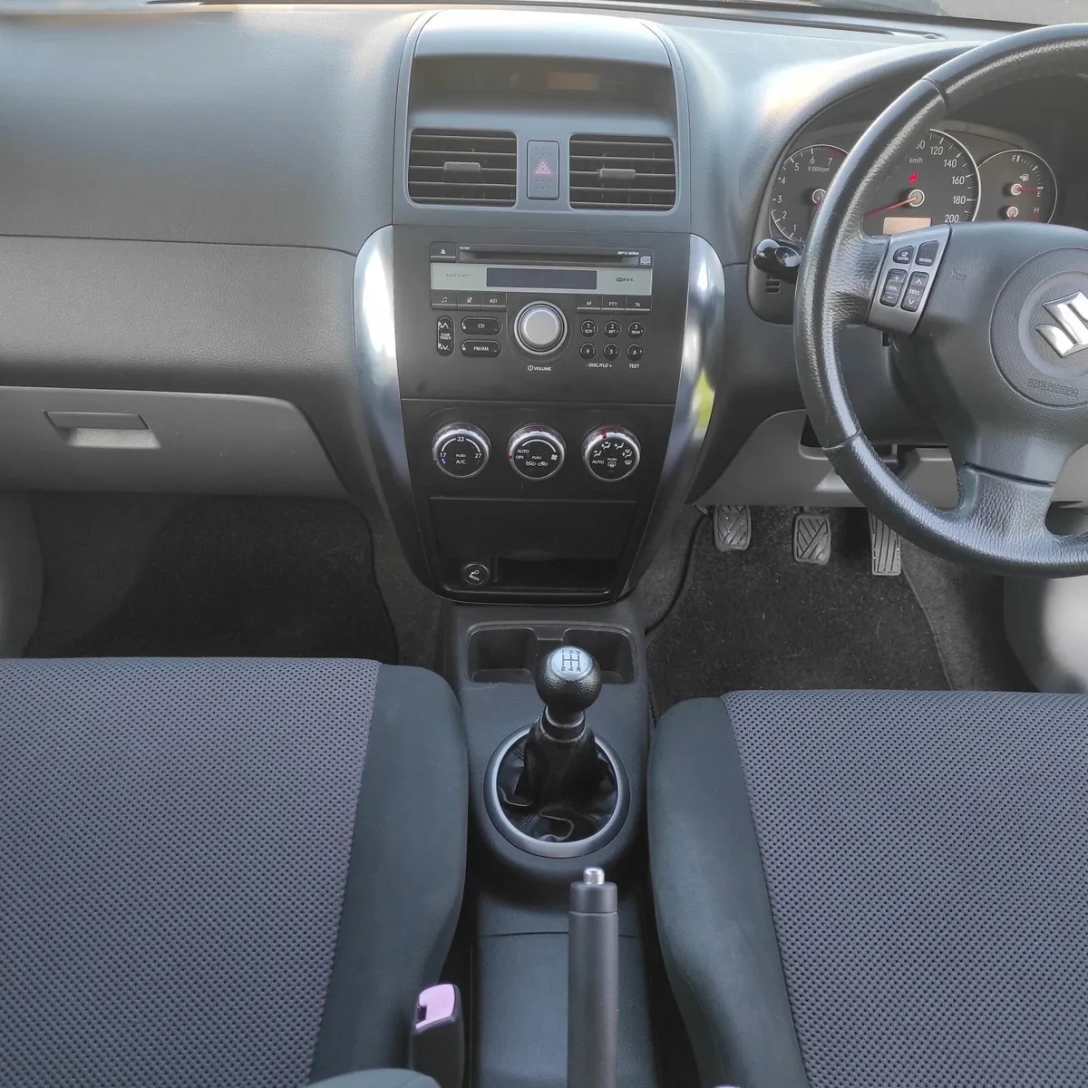 Suzuki SX4 2010 - Image 3