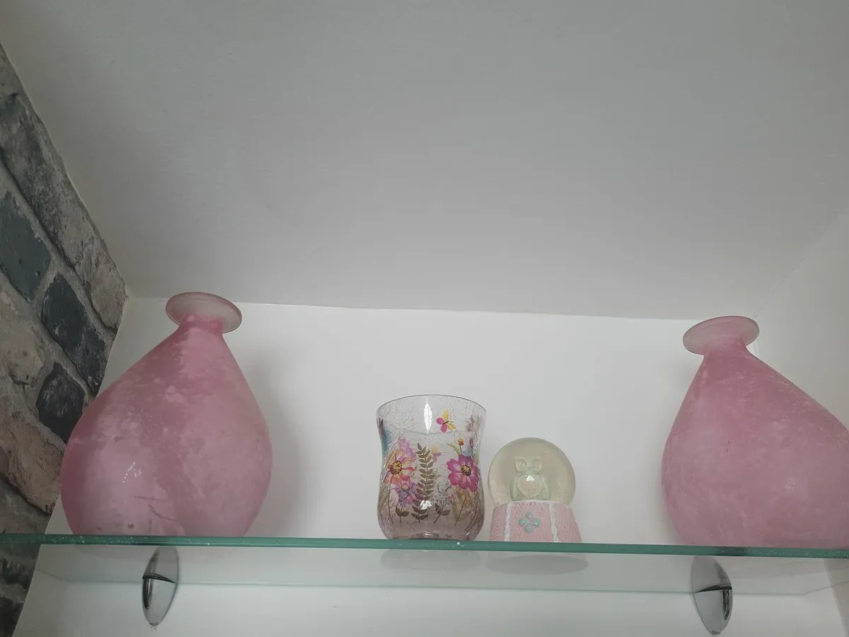 Decorating - Image 1