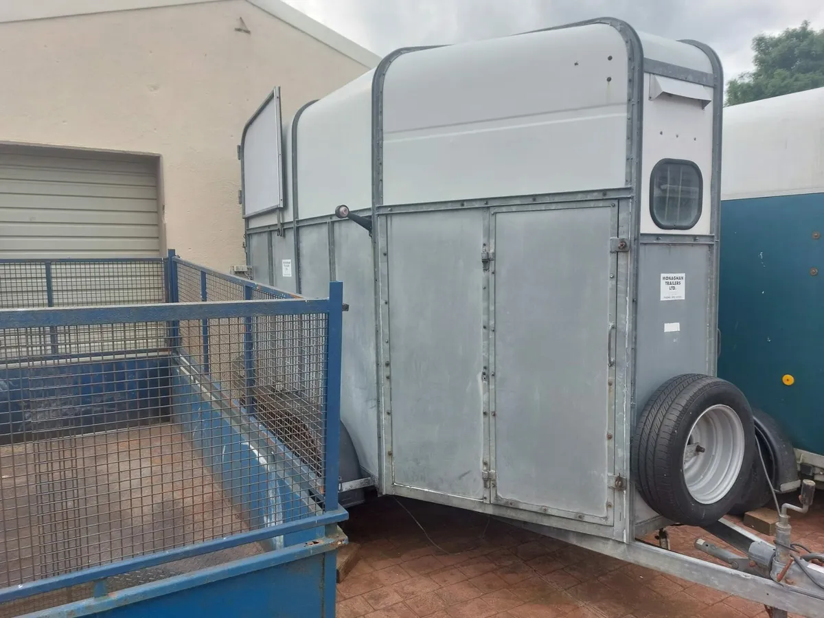 Monaghan horse box - Image 4