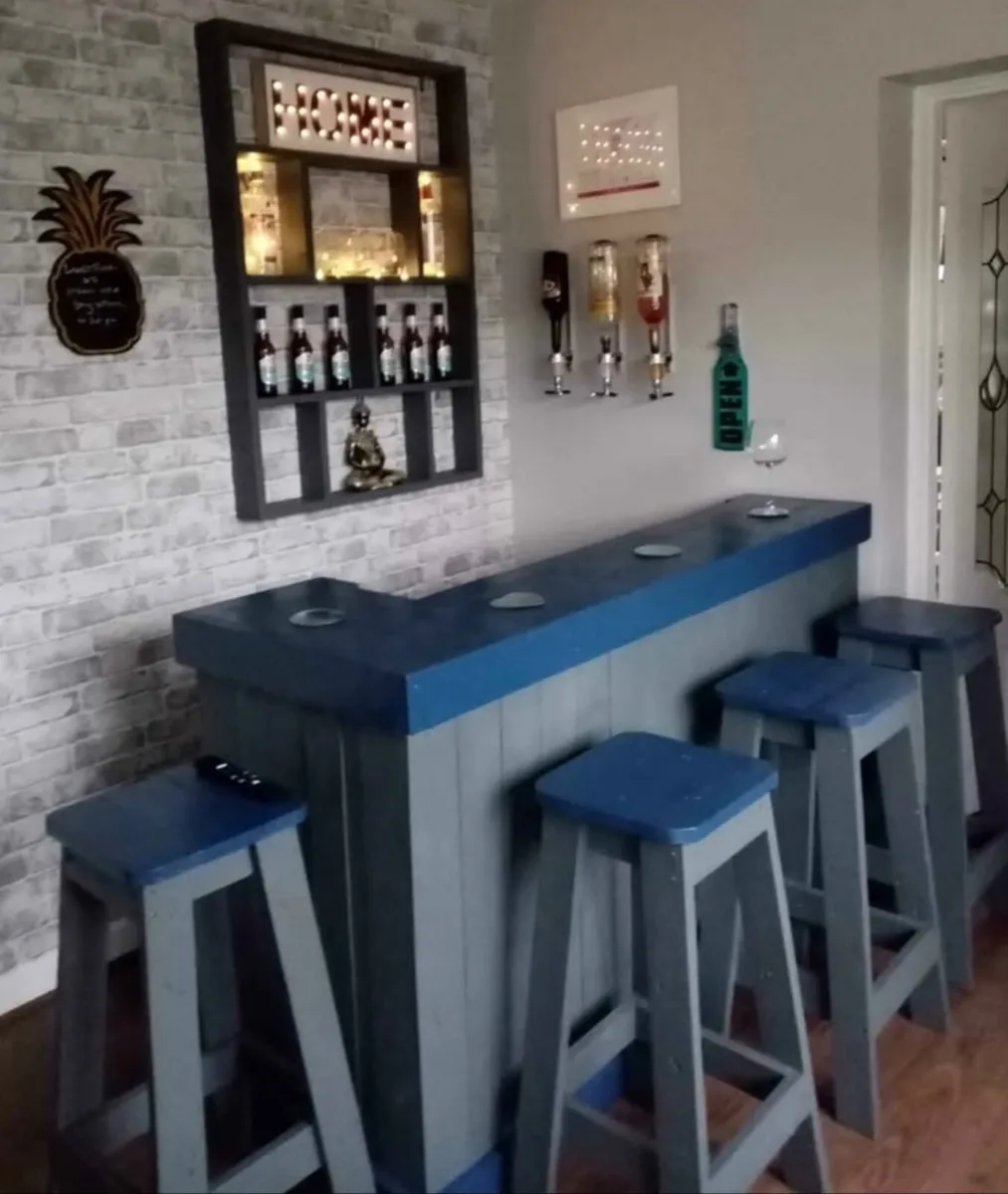 Handmade rustic homebar - Image 2