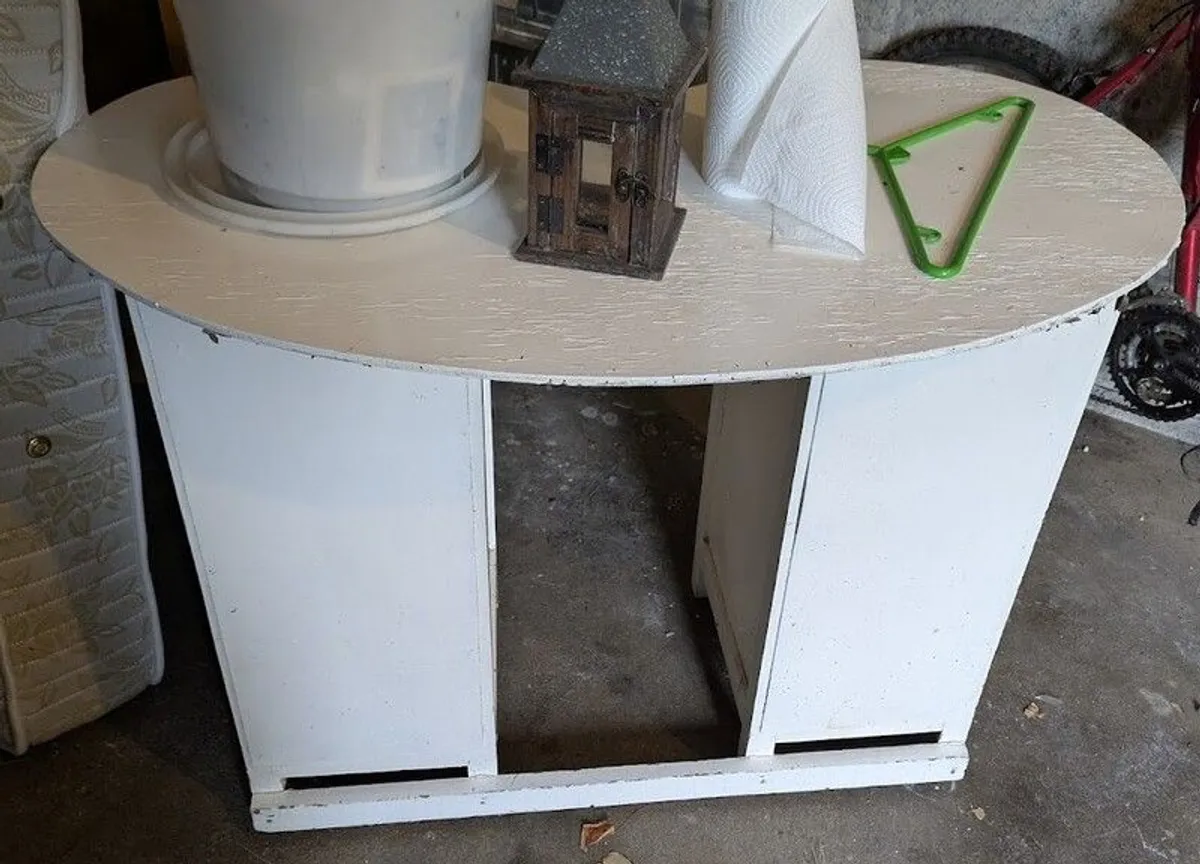 Old Dressing table for refurb - Image 3