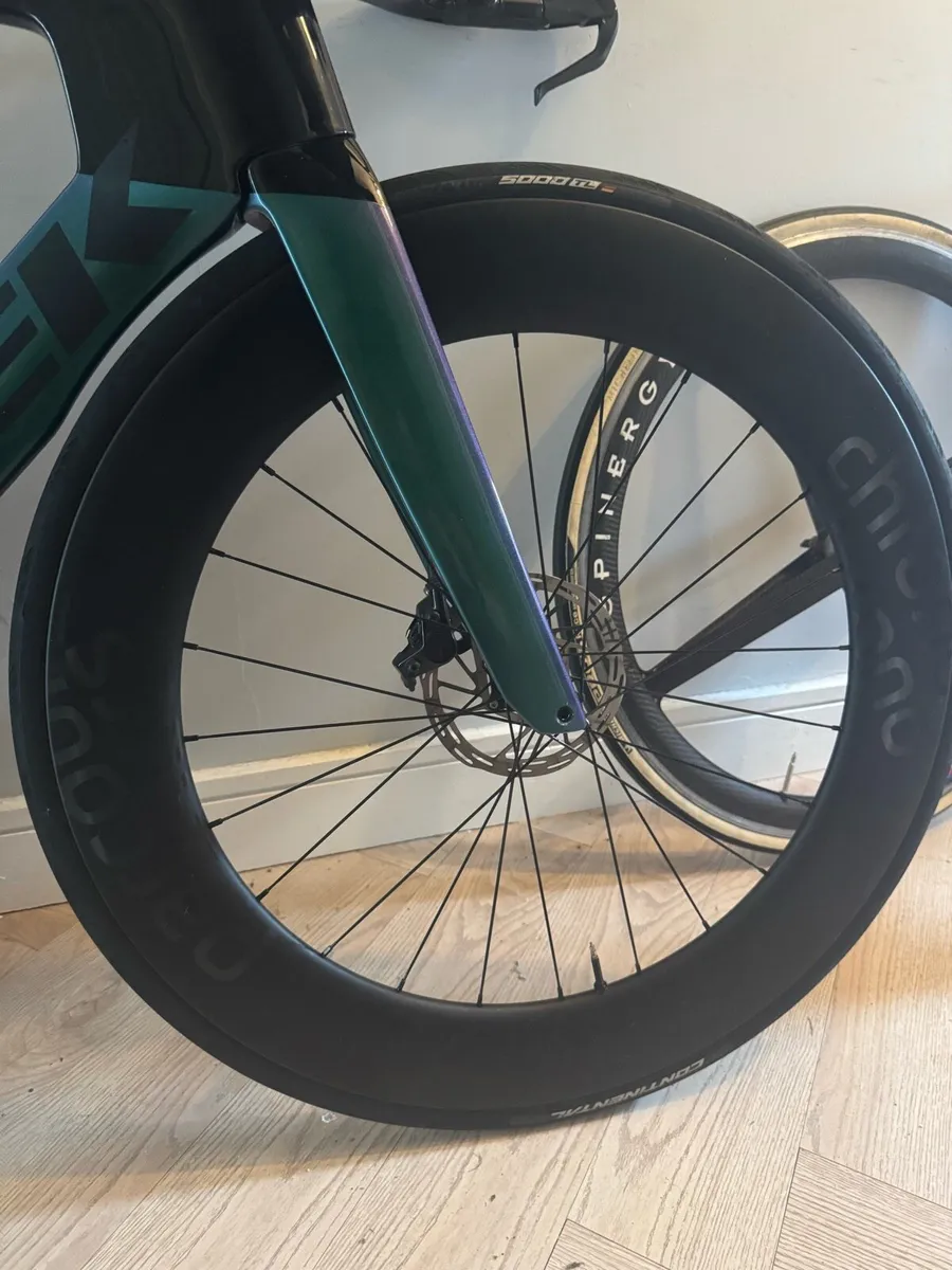 Parcour cronos front wheel - Image 1