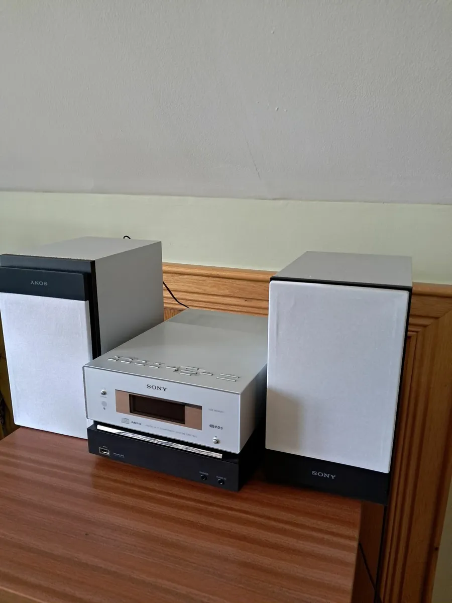 Stereo - Image 4