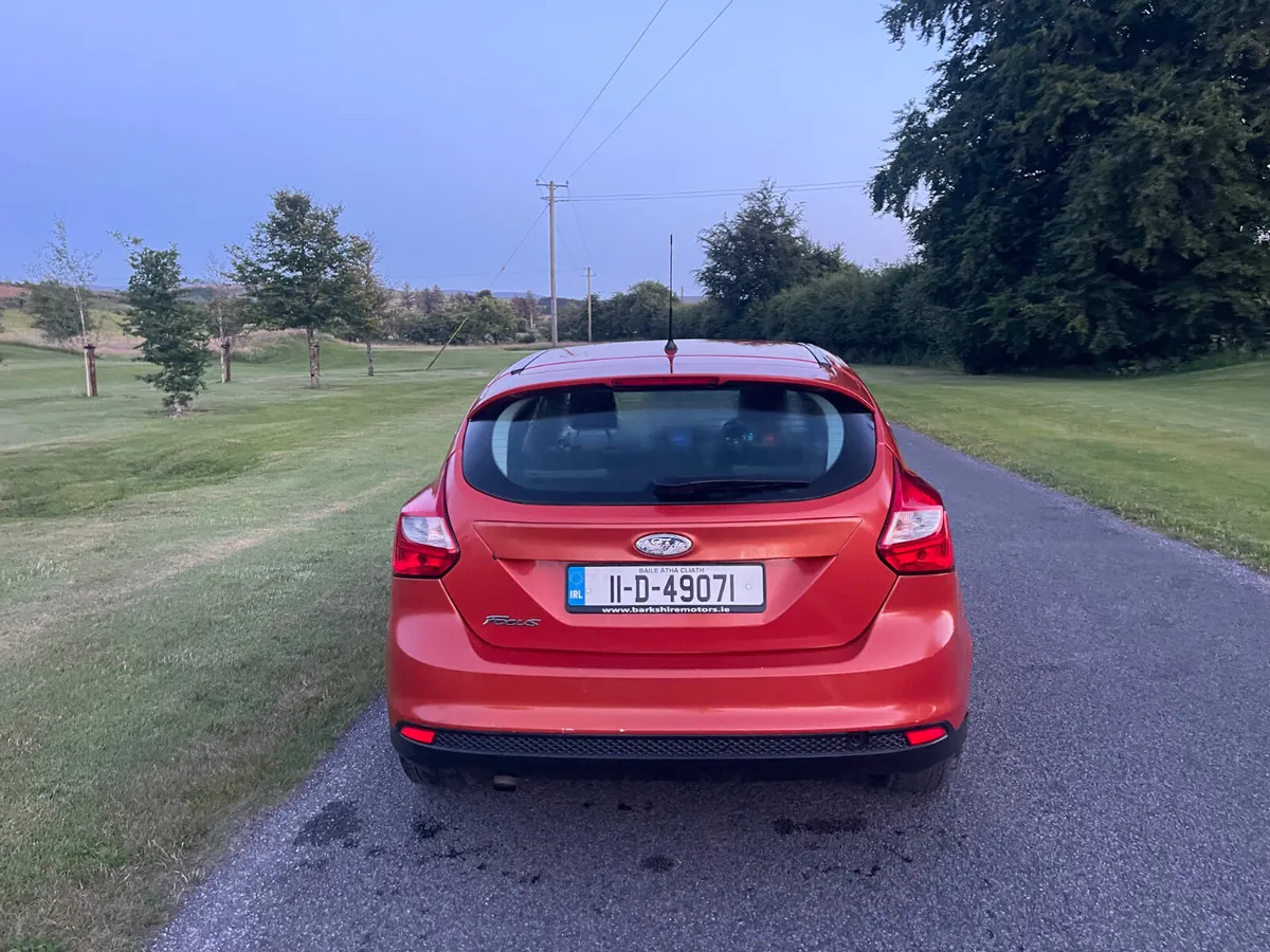 Ford Focus 2011 - Image 4