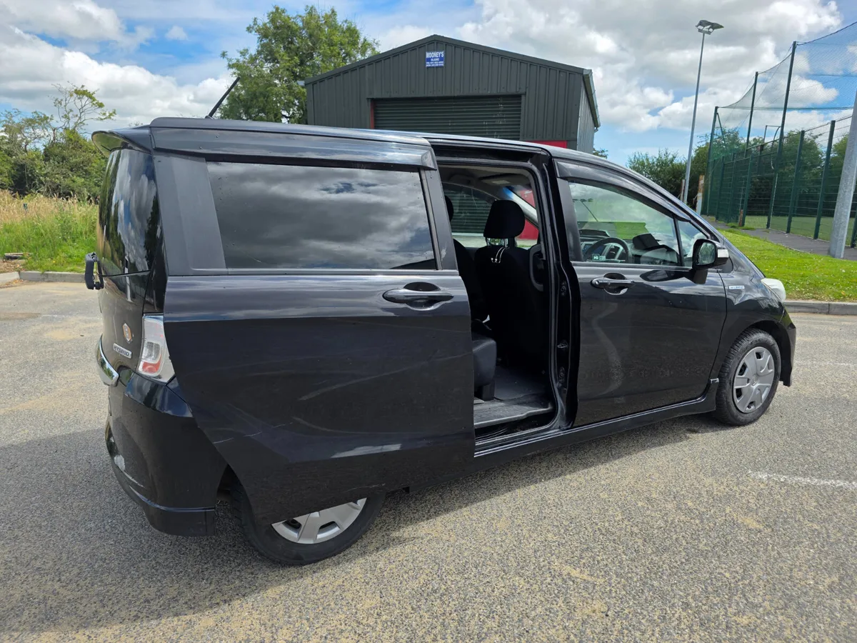 12 Honda Freed 7 Seater Auto €6999 - Image 1