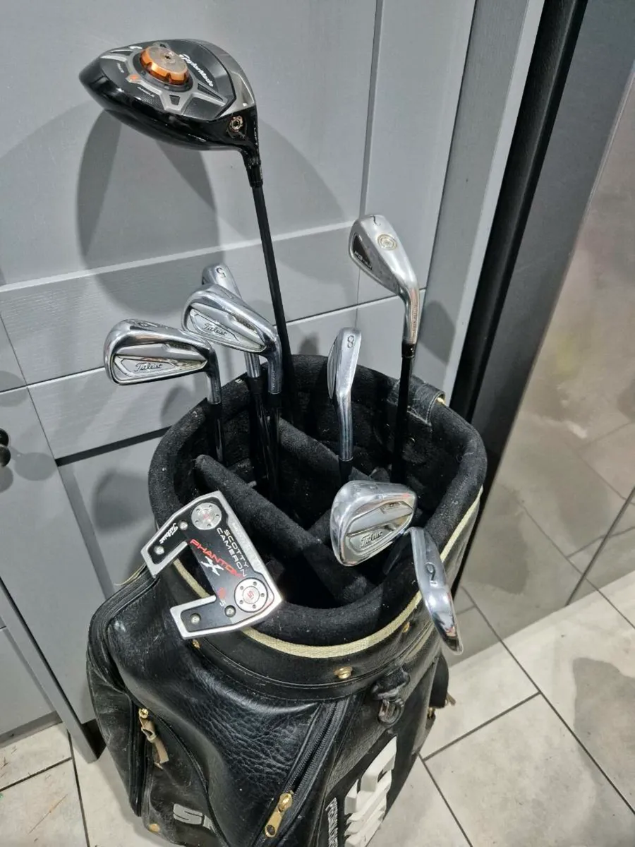 Complete Golf Set (Titleist, Taylormade, Scotty) - Image 1
