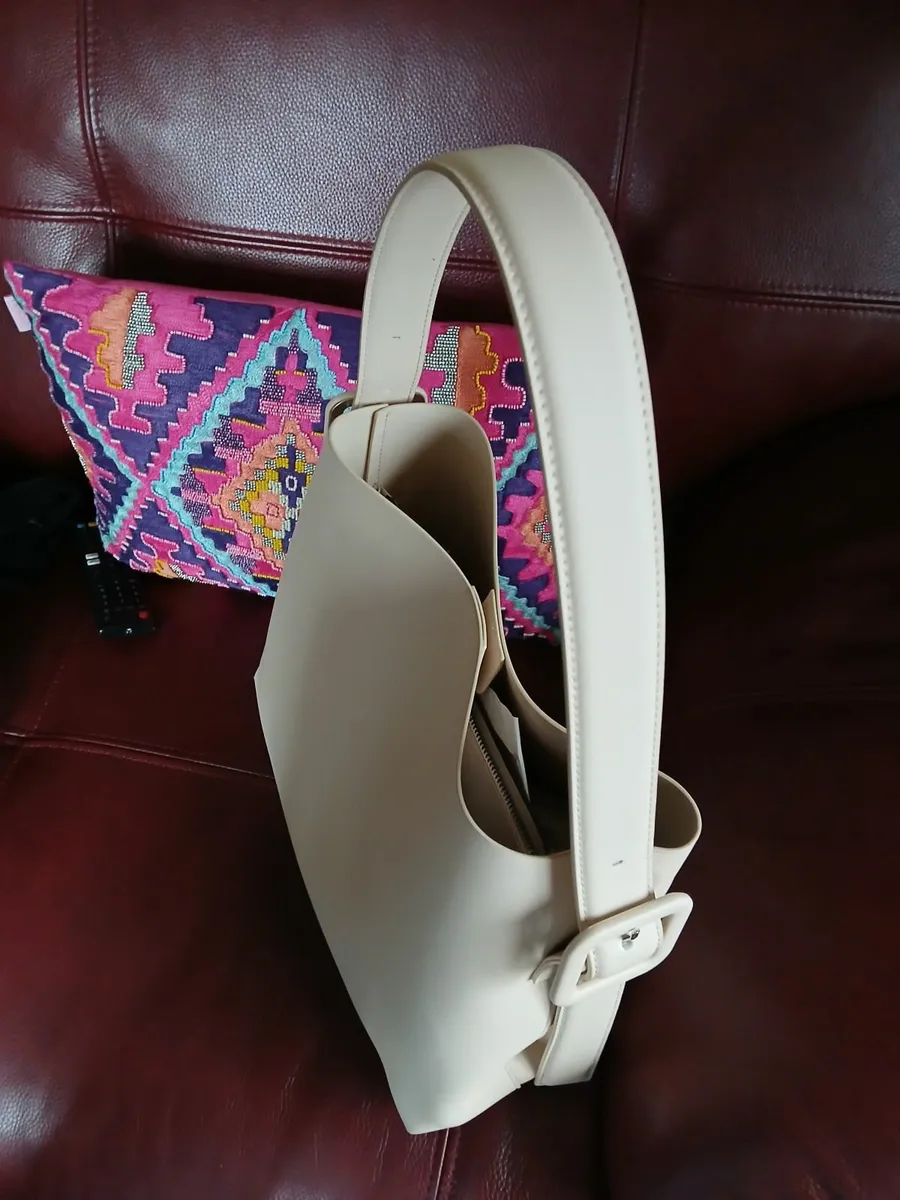 Handbag new - Image 2