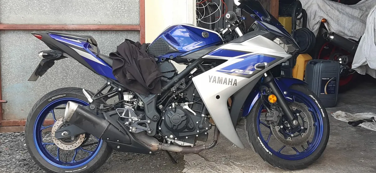 Yamaha R3 - Image 1