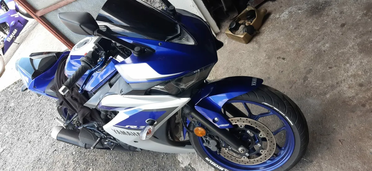 Yamaha R3 - Image 2