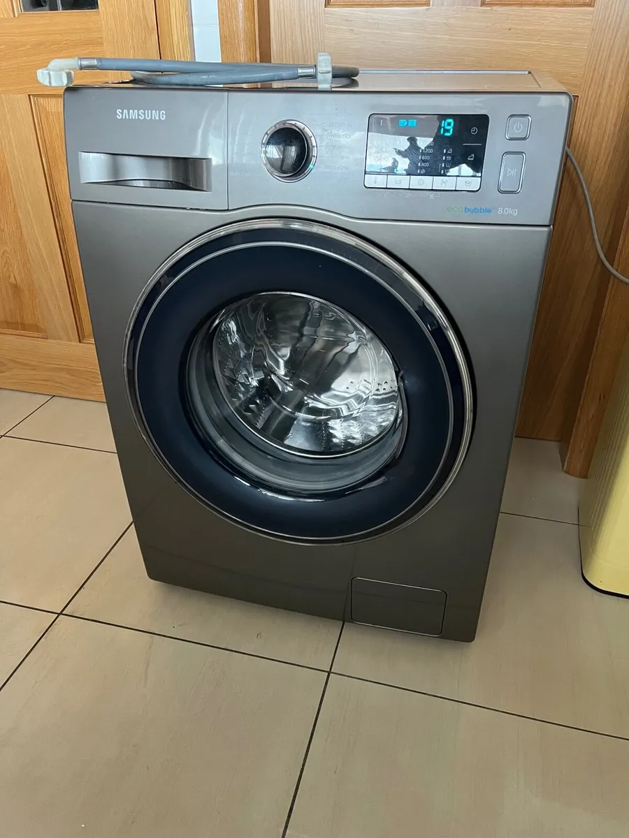 Samsung 8kg eco bubble washing machine - Image 1