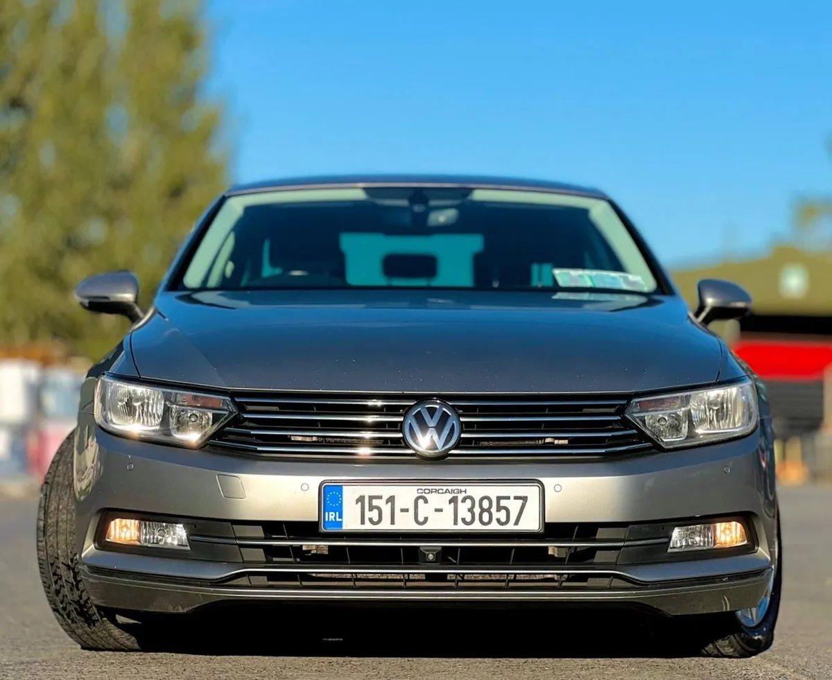 Volkswagen Passat 2.0TDI SE Business Bluemotion - Image 1