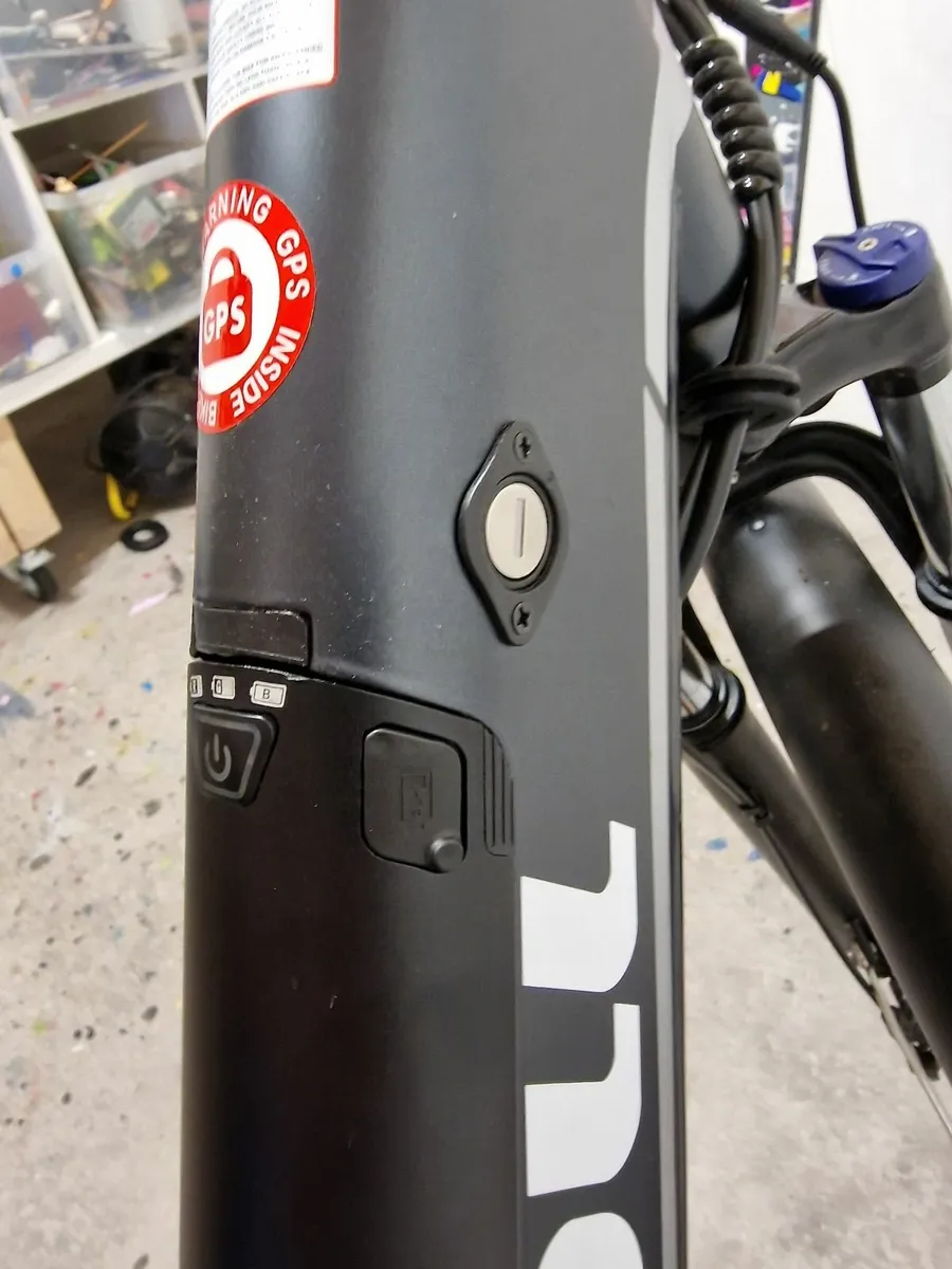 Touroll J1 ST Step Through E Bike - Image 2